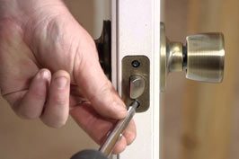 Locksmith Master Shop Los Angeles, CA 310-844-9295 Locksmith Master Shop Los Angeles, CA 310-844-9295
